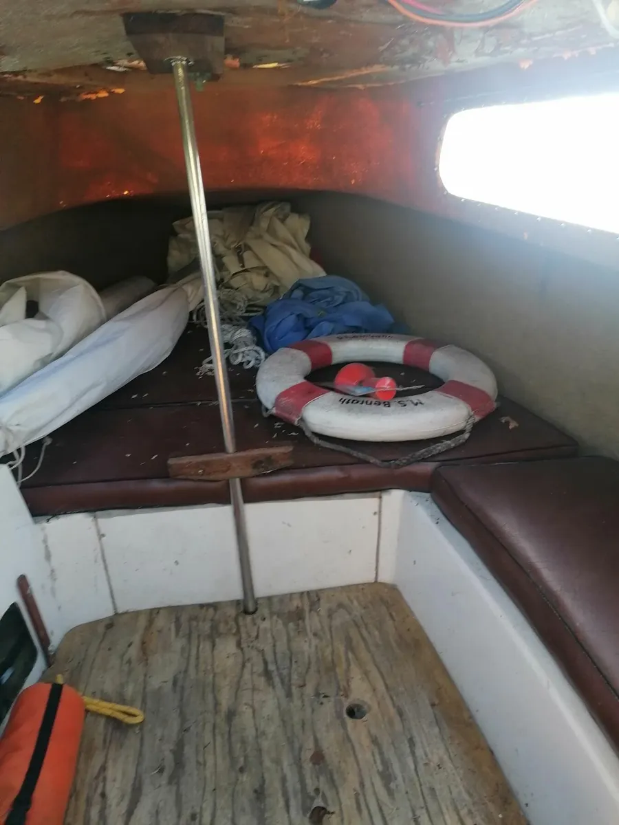 Sailing boat - Image 2