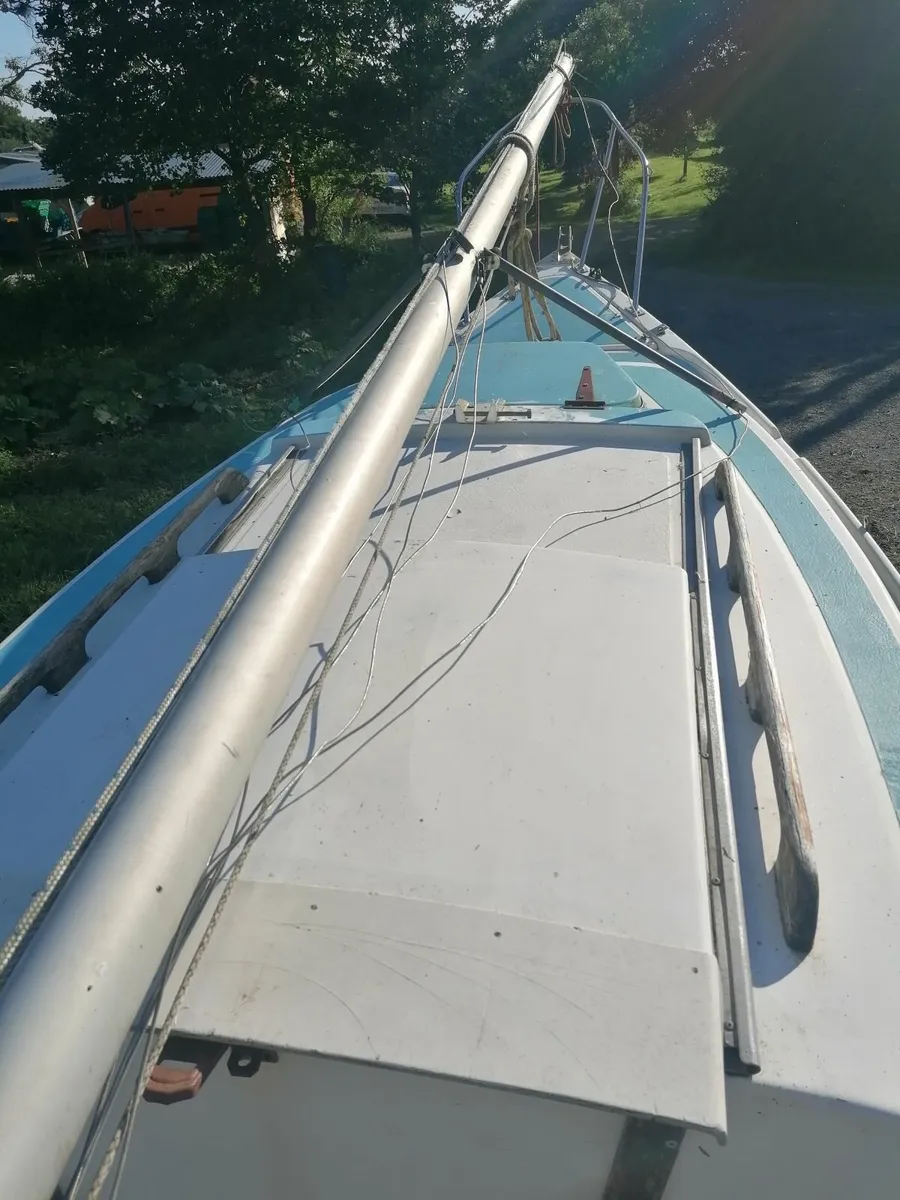 Sailing boat - Image 3