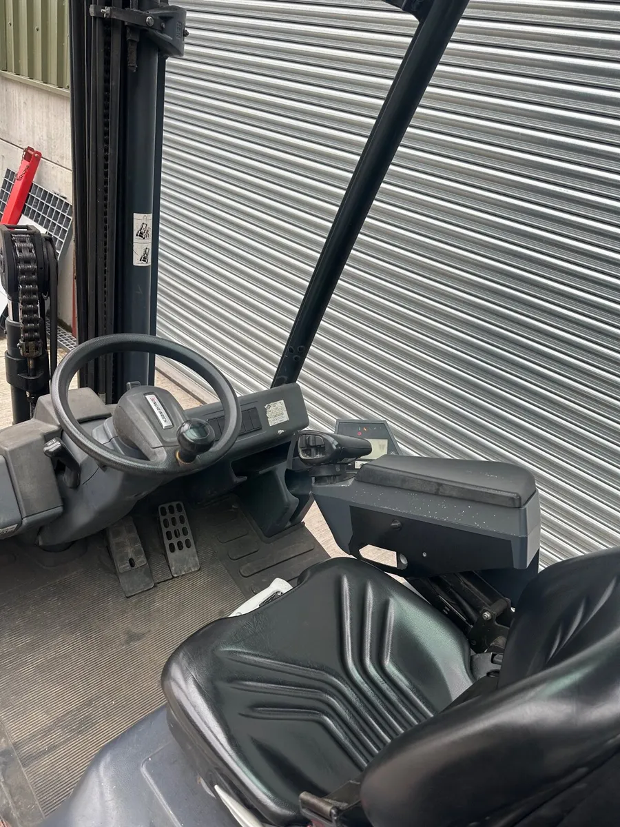 Jungheinrich forklift - Image 2