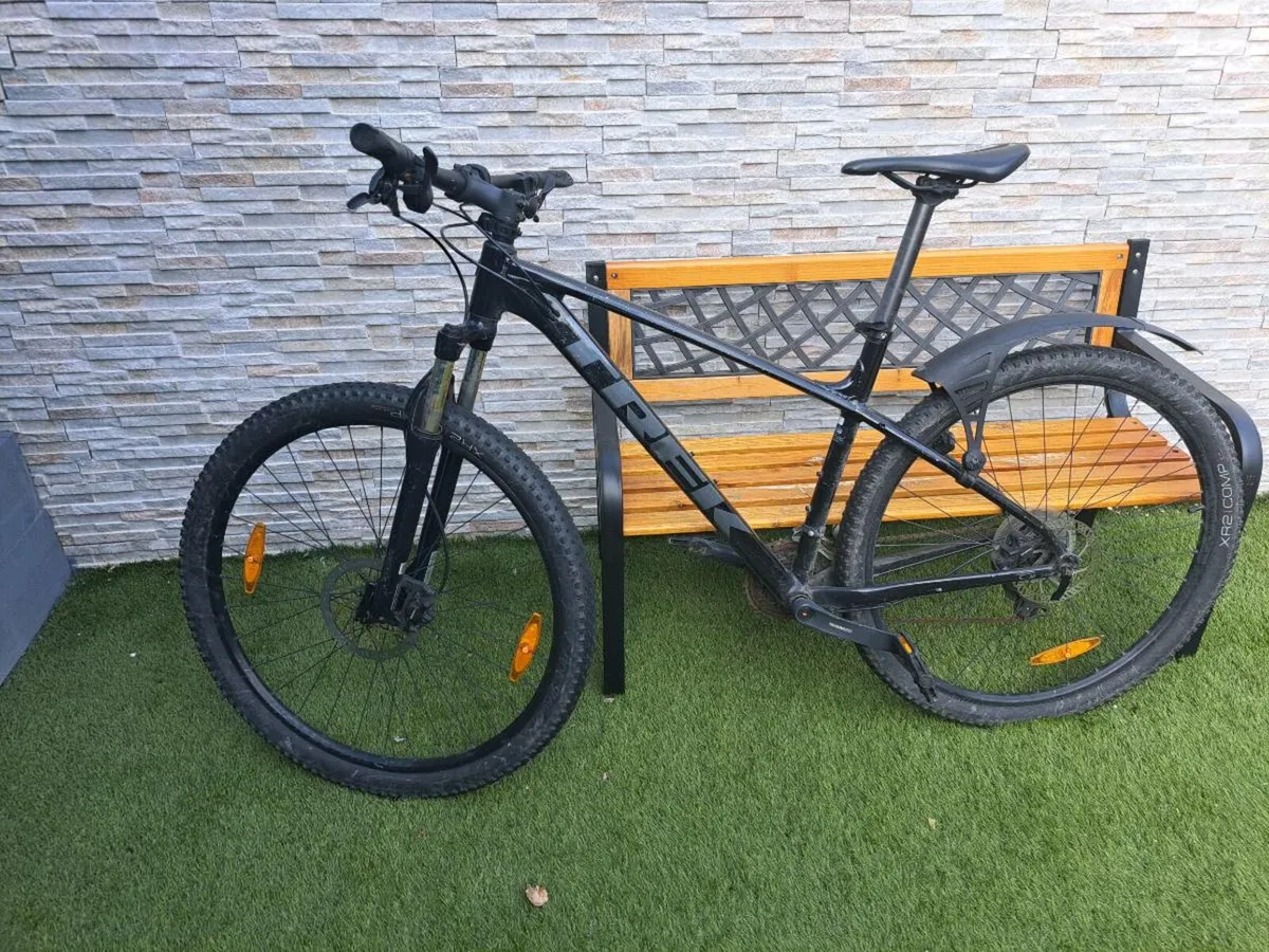 Trek Marlin Mountain Bike large - Image 1