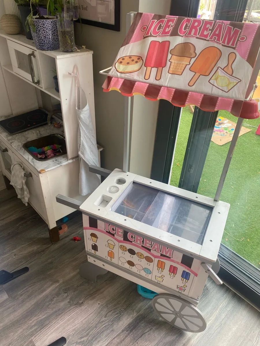 Kids Ice Cream and Hotdog stand - Image 1