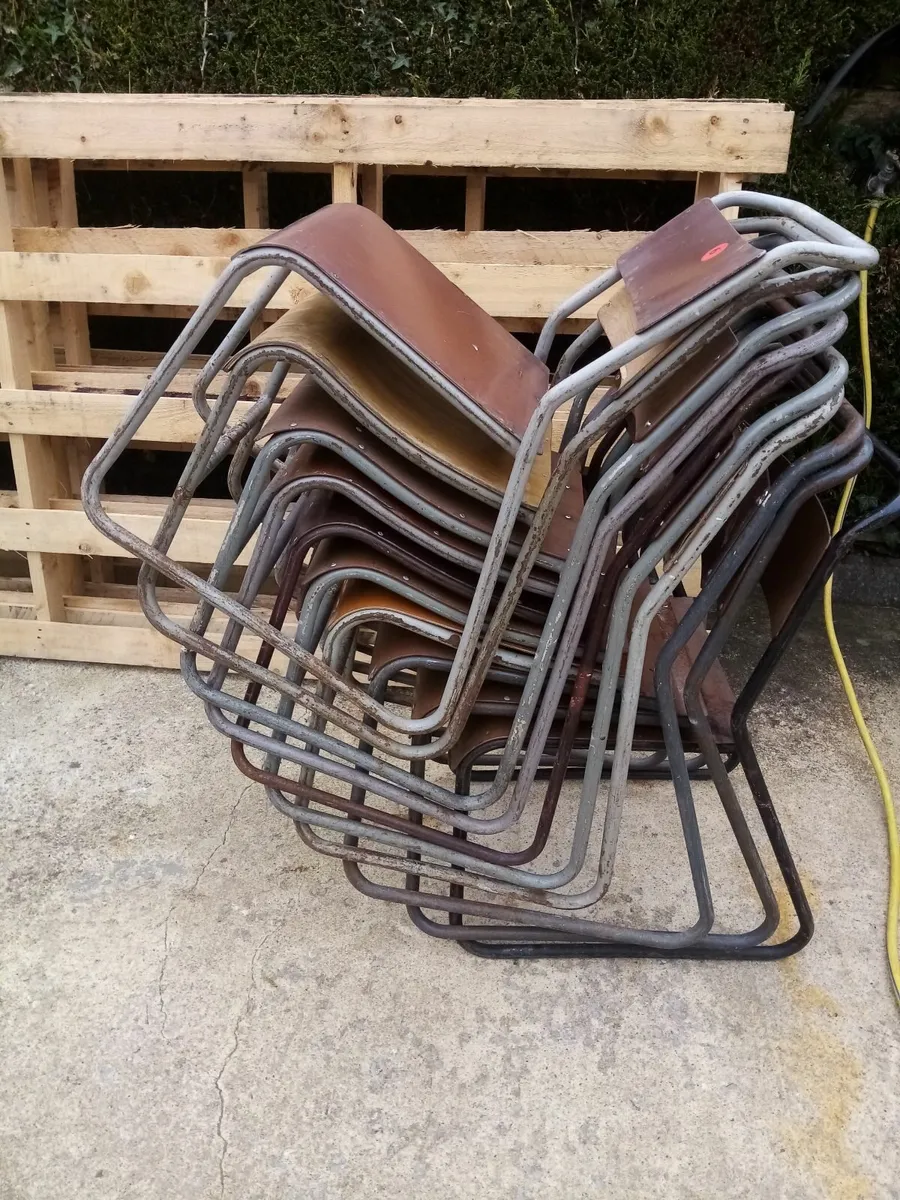Strong stacking Chairs - Image 1