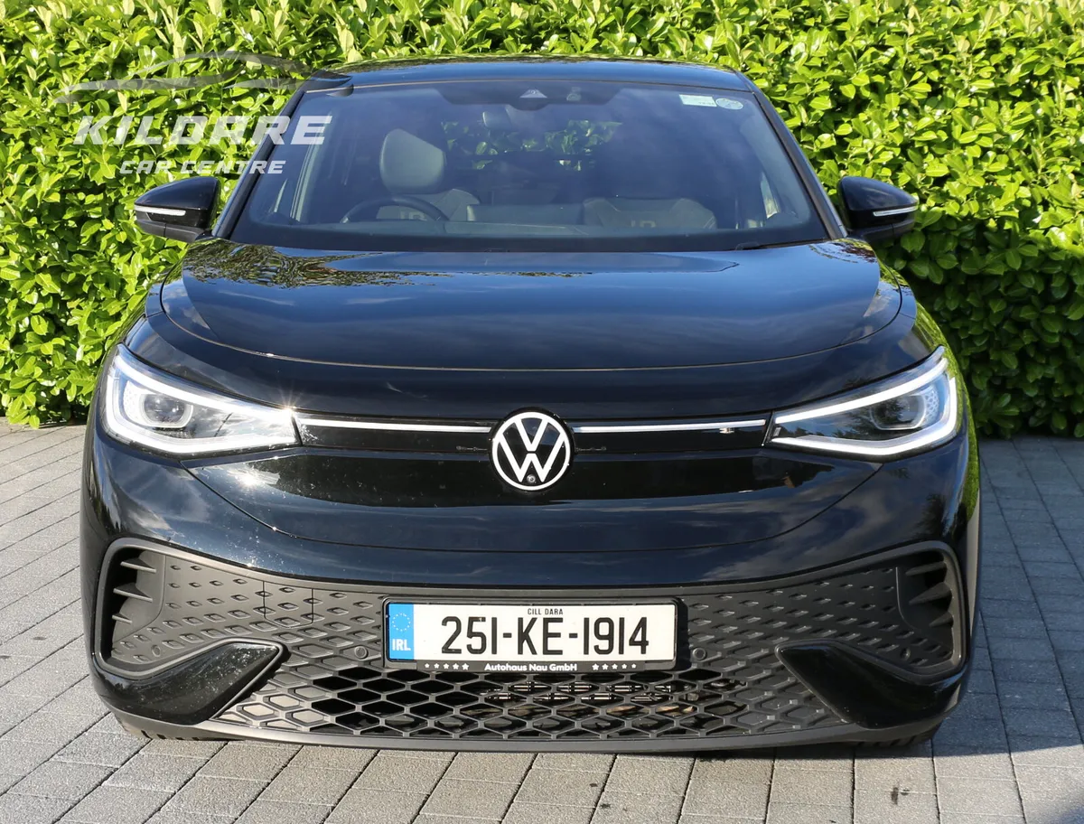 VOLKSWAGEN ID.5 PRO 77KWH 286HP HUGE SPEC - Image 3