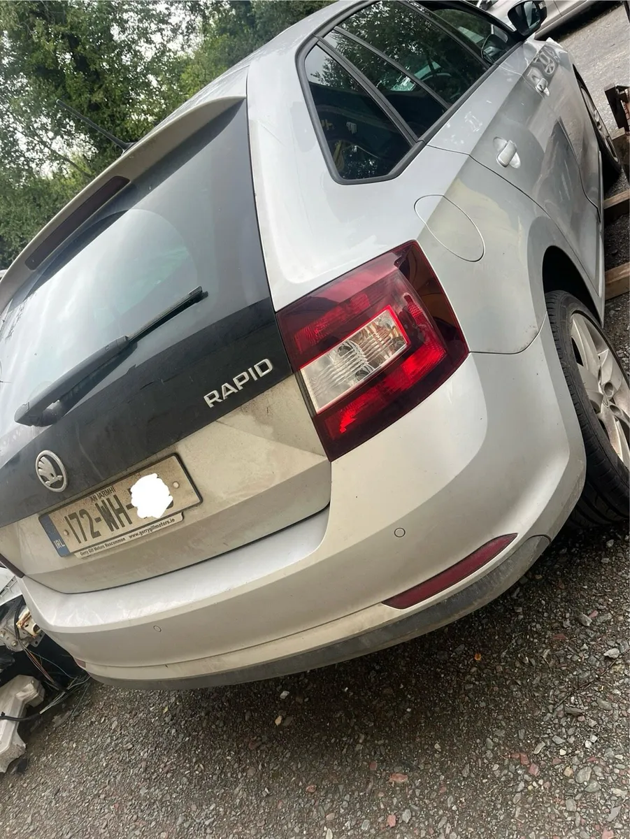 2017 Skoda rapid breaking parts 1.4 tdi - Image 1