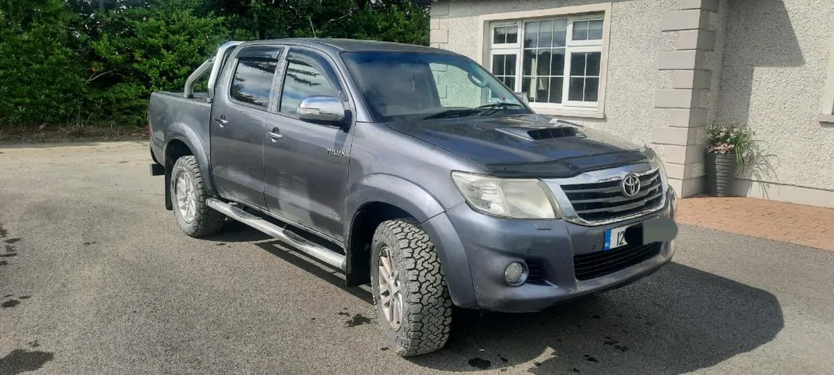 Toyota hilux 2012 - Image 1