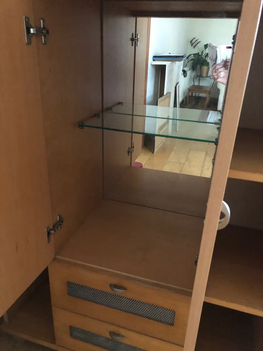 Drinks cabinet/ display unit - Image 2