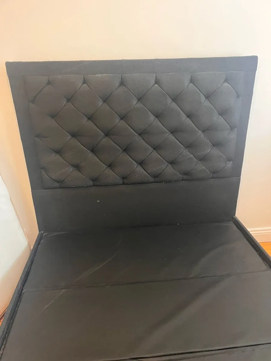 Double bed - Image 3