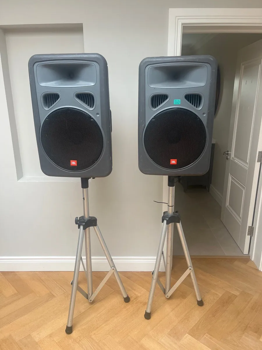 2 JBL Speakers - Image 1