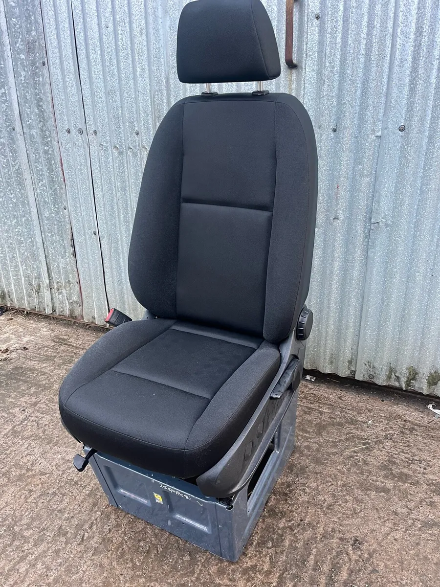 X2 sprinter single seats - Image 3