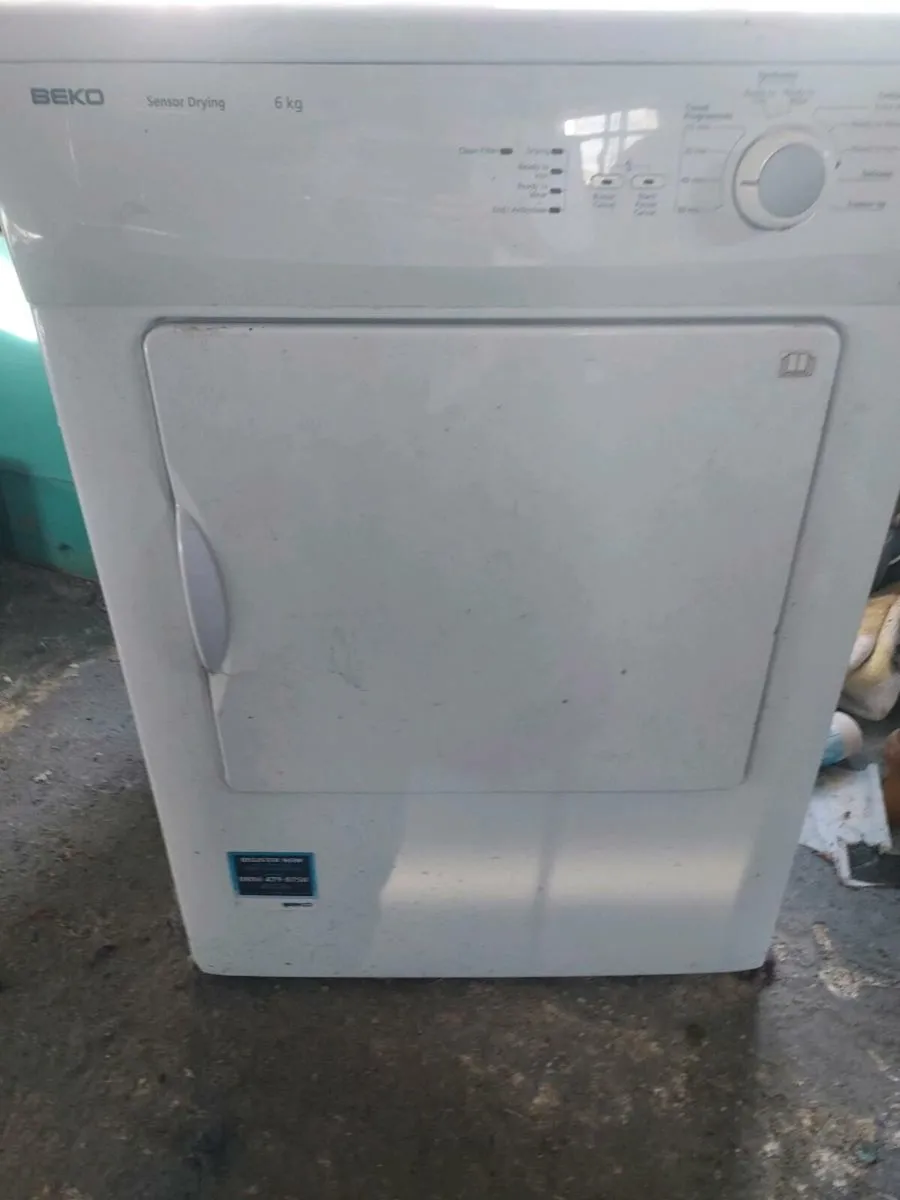 Vented tumble dryer - Image 1
