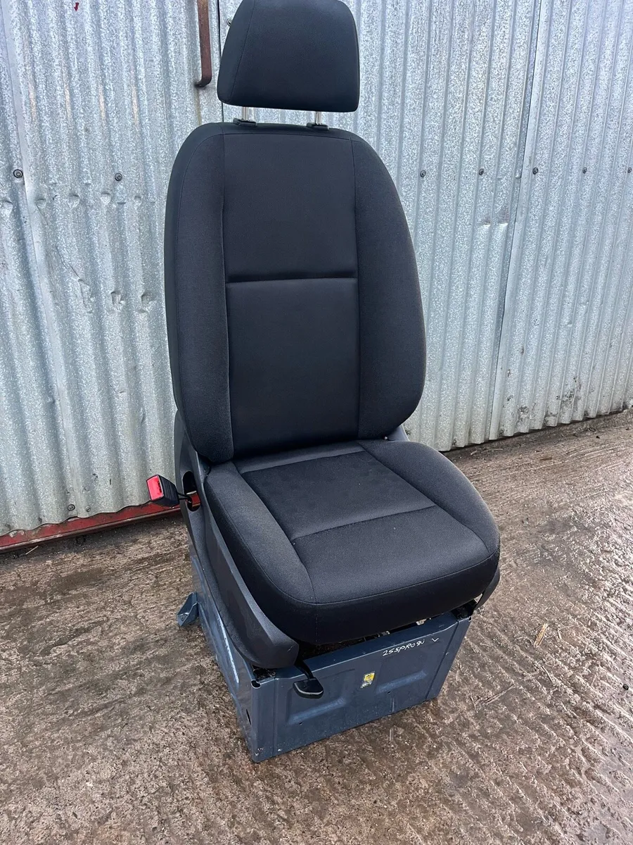 X2 sprinter single seats - Image 4