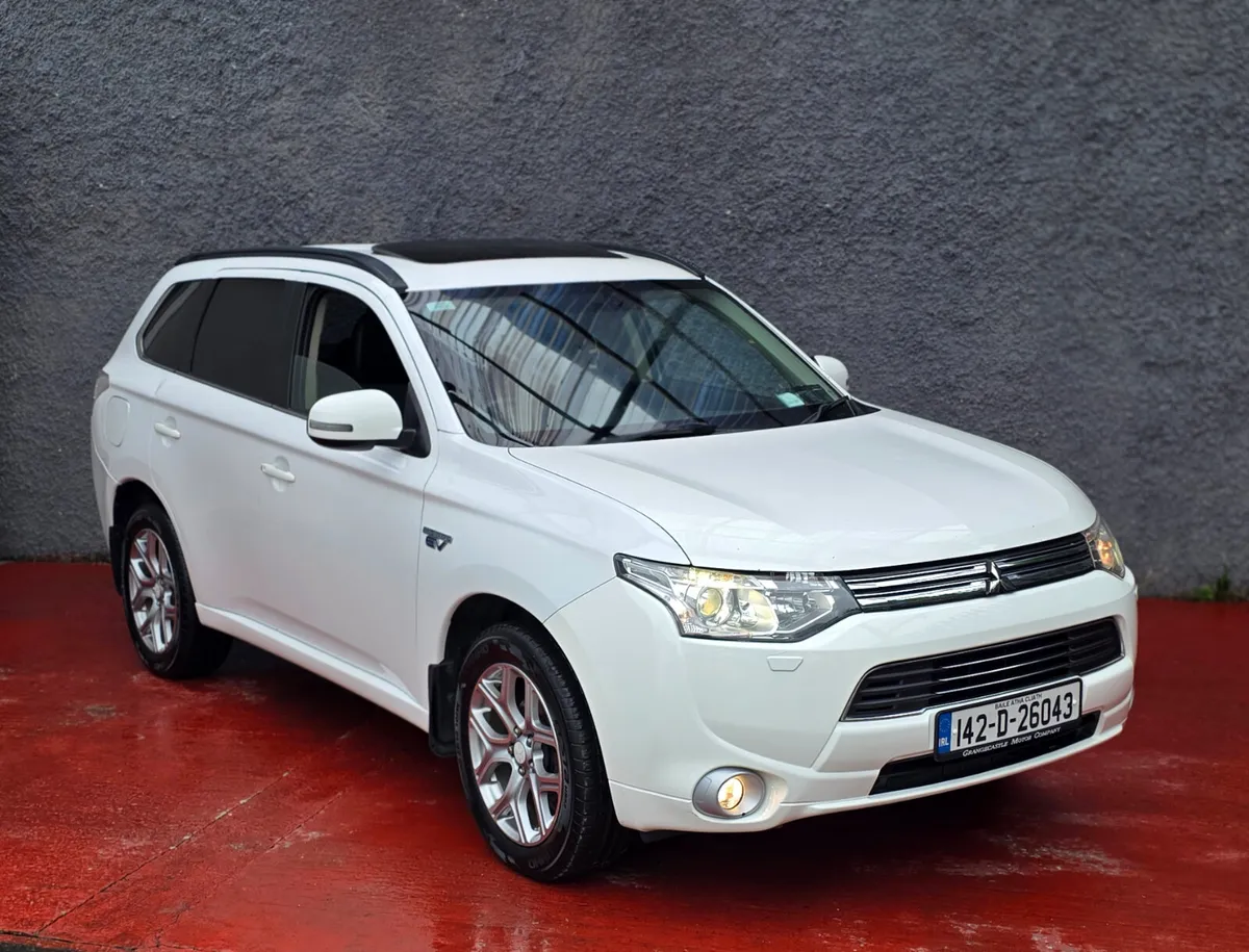 Mitsubishi Outlander ~Hybrid auto 154KM Full Opt - Image 3
