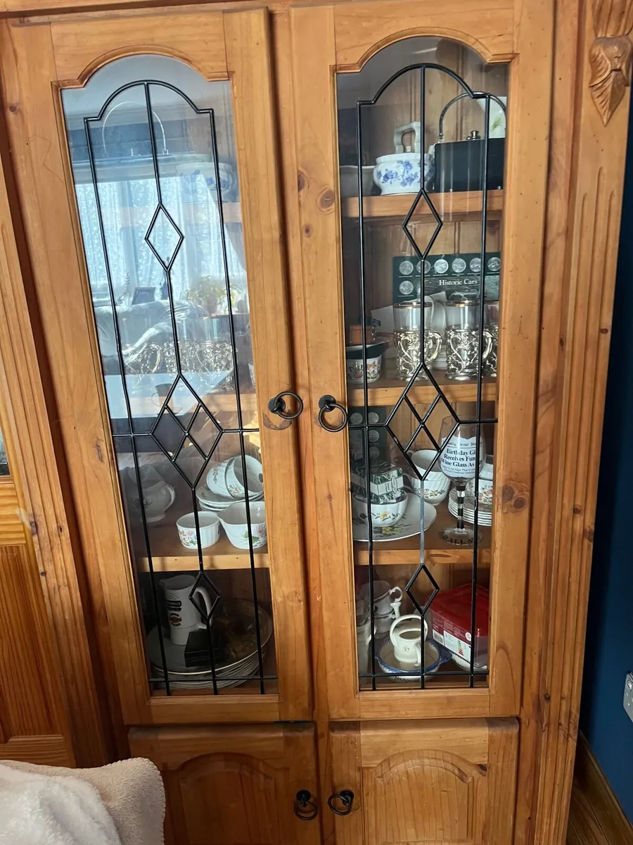 Cabinet - Image 2