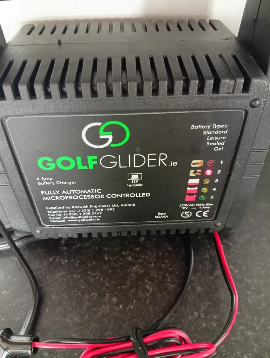 Golf Glider Charger 12 V  Battery Charger NEW - Image 1