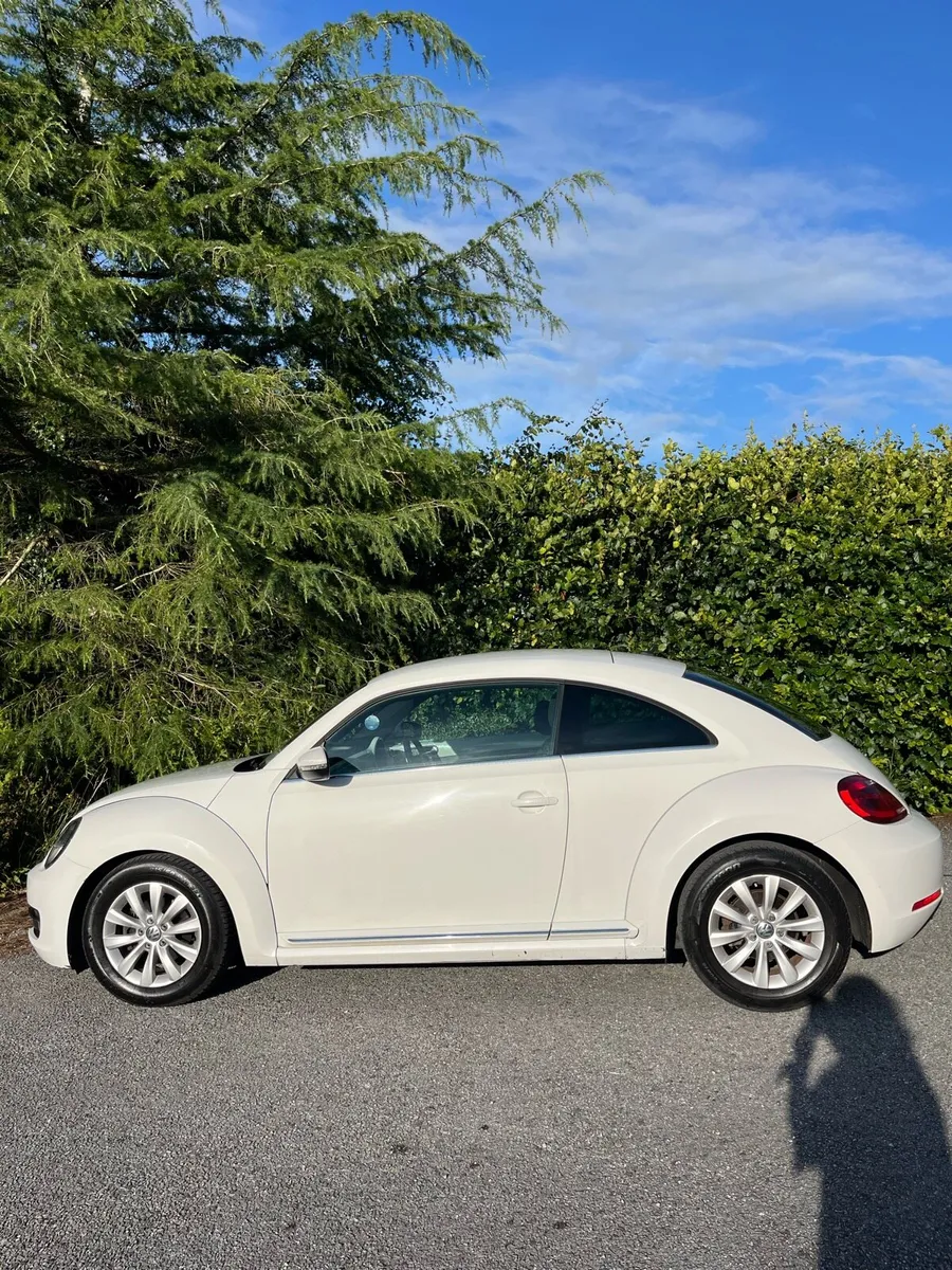 Volkswagen Beetle 1.2L Automatic - Image 2