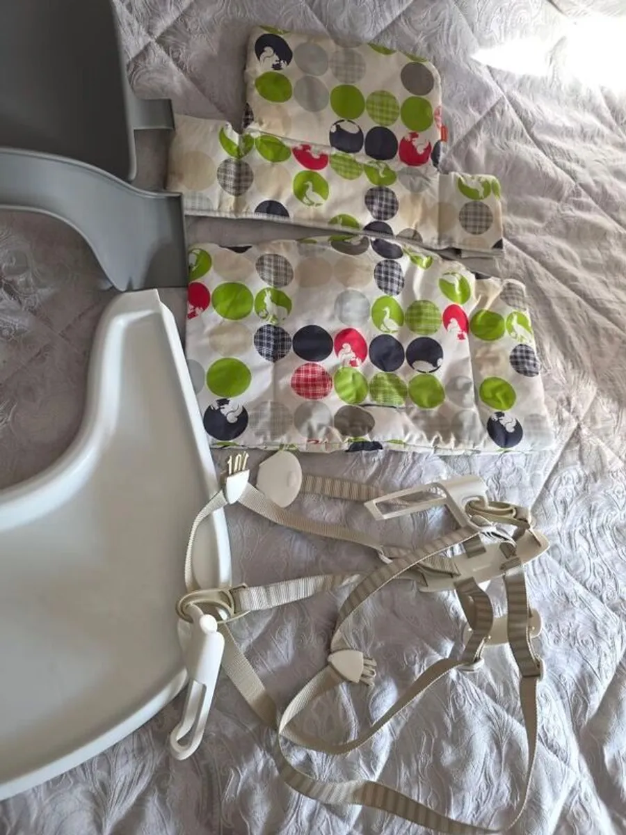 stokke Trip Trap  tray, baby chair harness and seat cover - Image 3