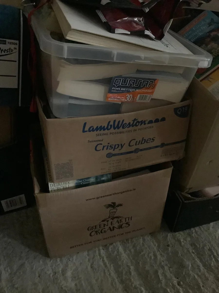 Job lot of 500 books €100 - Image 3