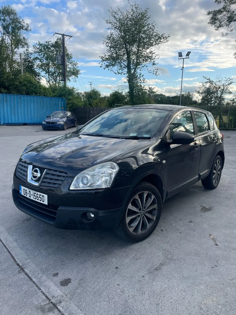 Nissan Qashqai Jeep - Image 1