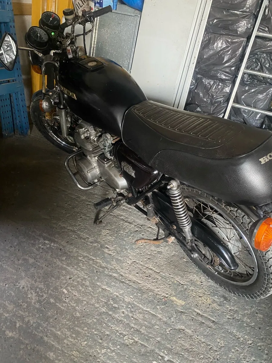 Honda 550 - Image 1