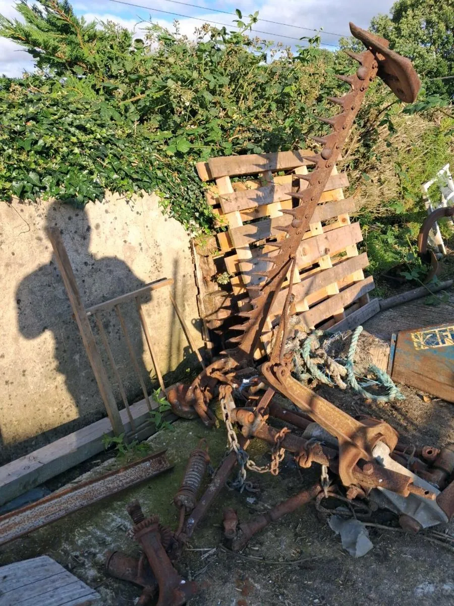 Vintage machinery - Image 2