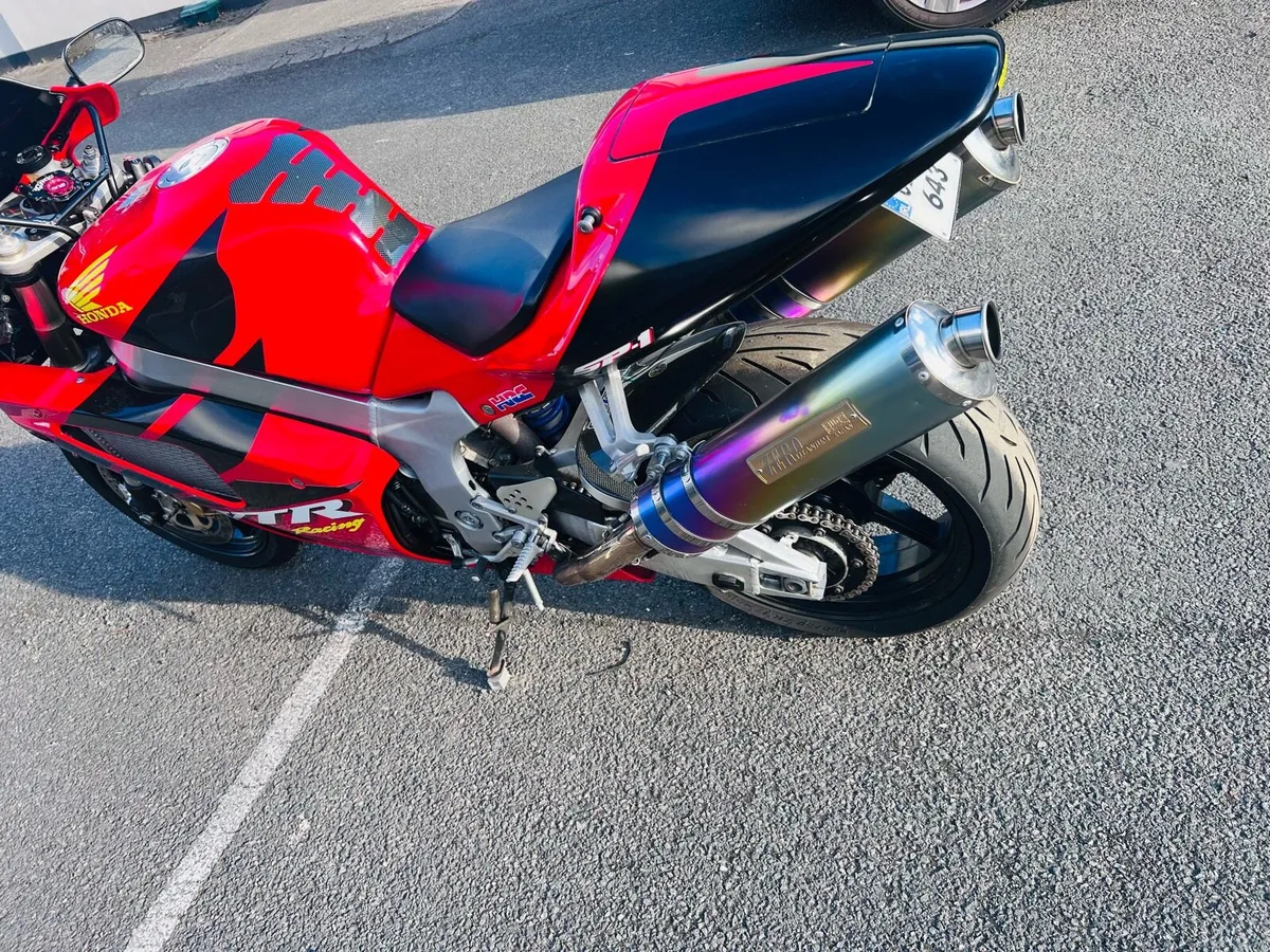 Honda SP1 VTR-1000 - Image 4