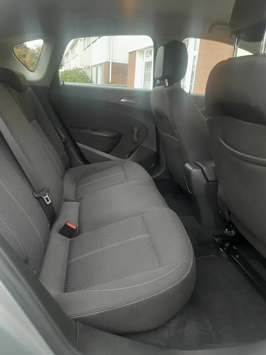 Vauxhall Astra 2013 - Image 3