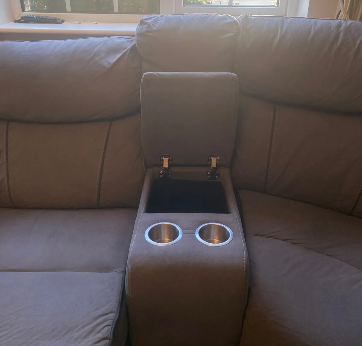 Corner couch/sofa - Image 2