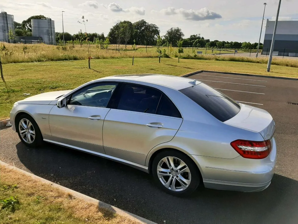 Car - Image 2