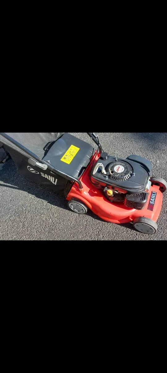 Sanli Mower, 17inch deck. - Image 2