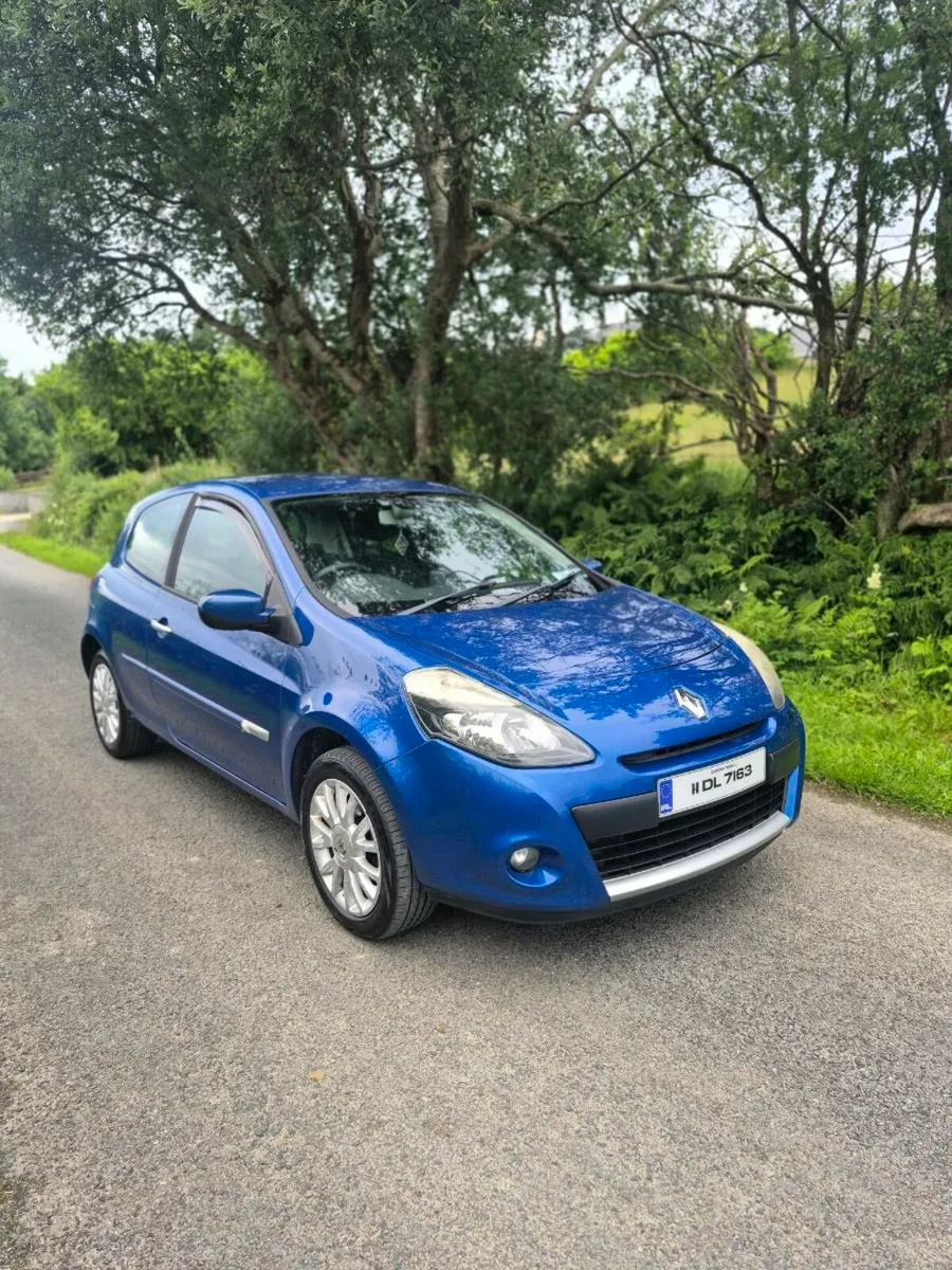 2011 Renault Clio 1.1L Petrol Tom Tom Edition - Image 4