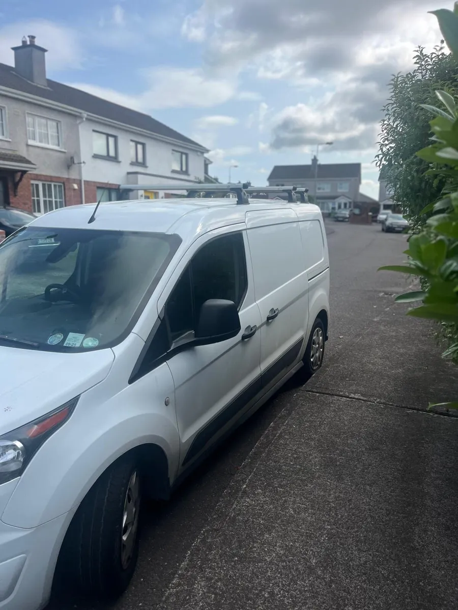 Van - Image 2