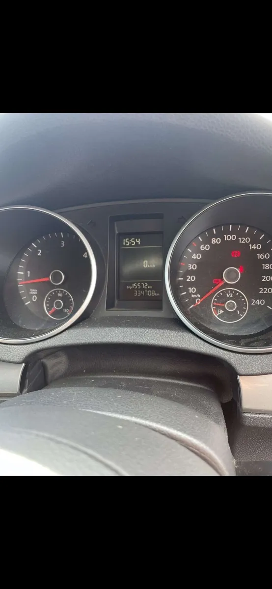 Volkswagen Golf 2010 - Image 2