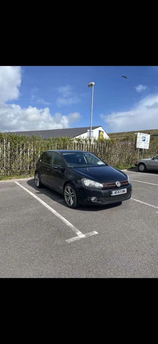 Volkswagen Golf 2010 - Image 1