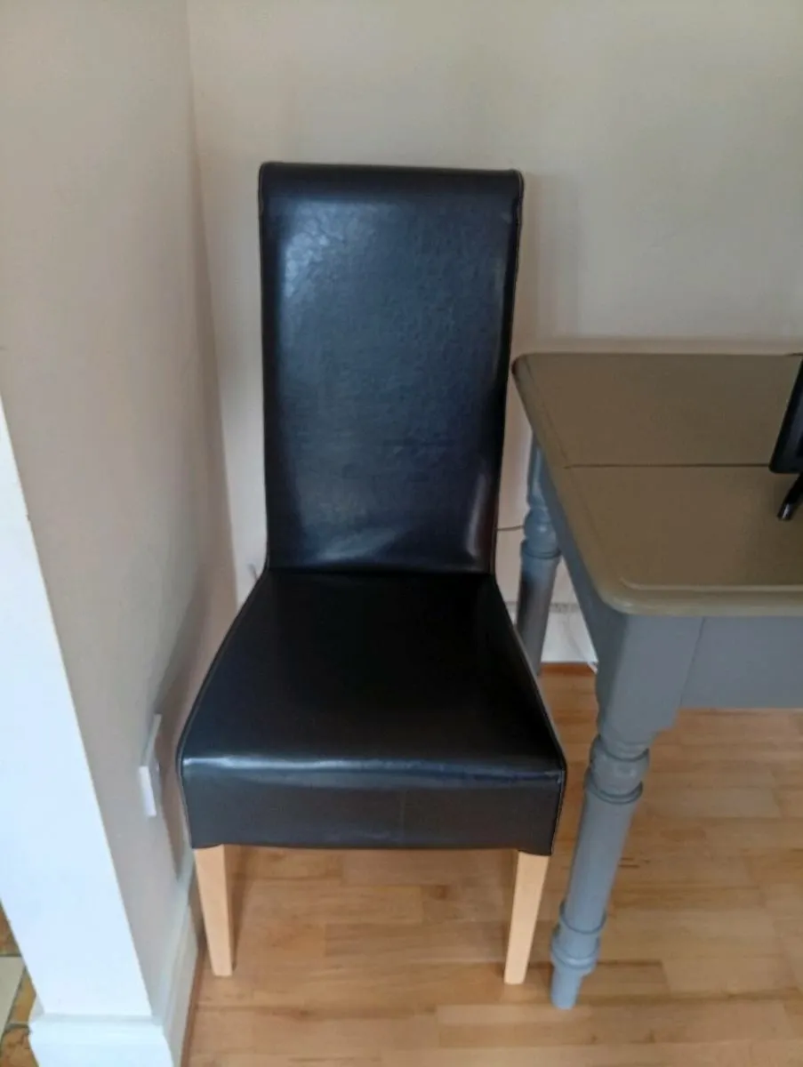 Dining table chairs - Image 2