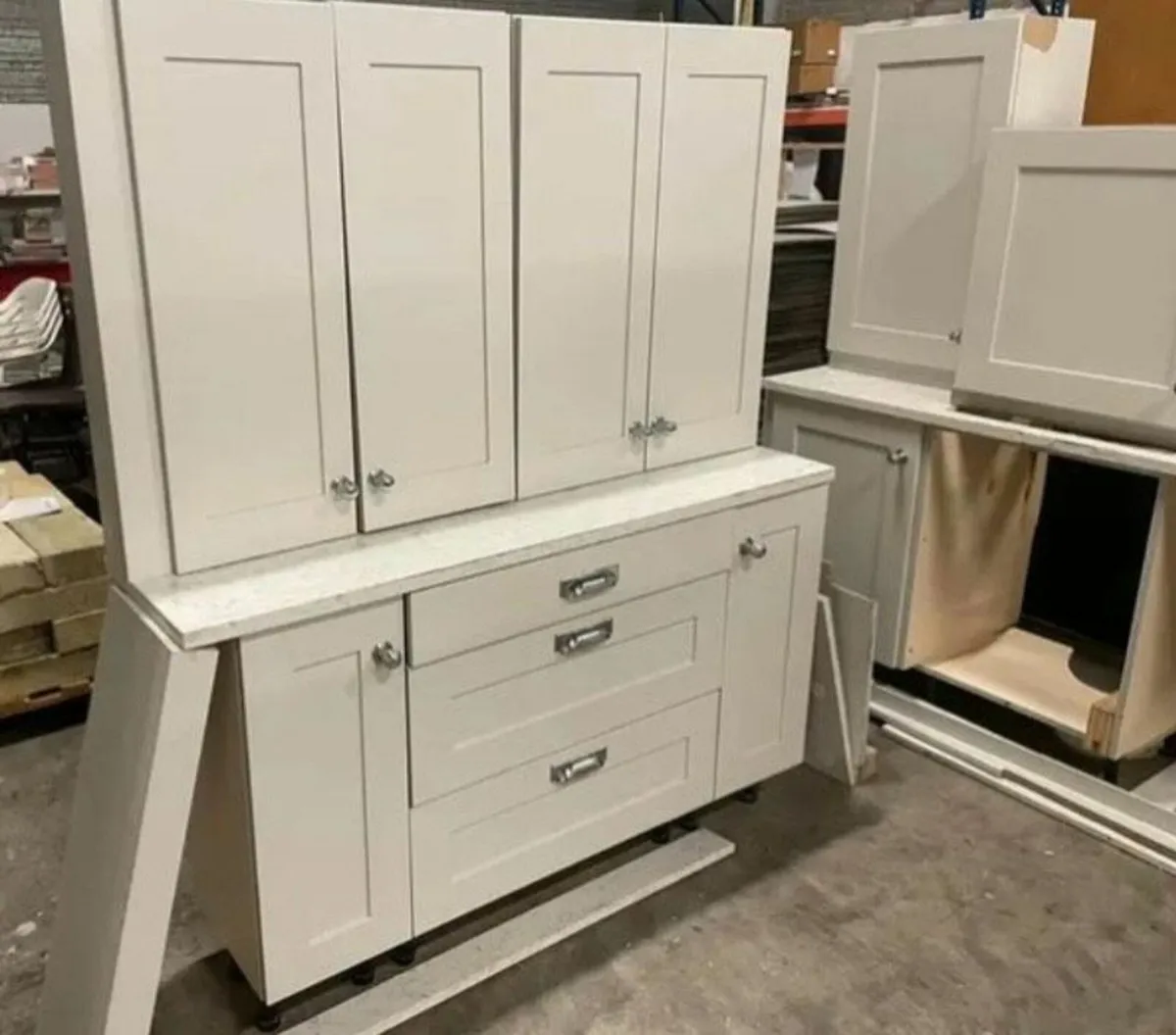 Kitchen Units Light Grey Shaker Style - Image 2