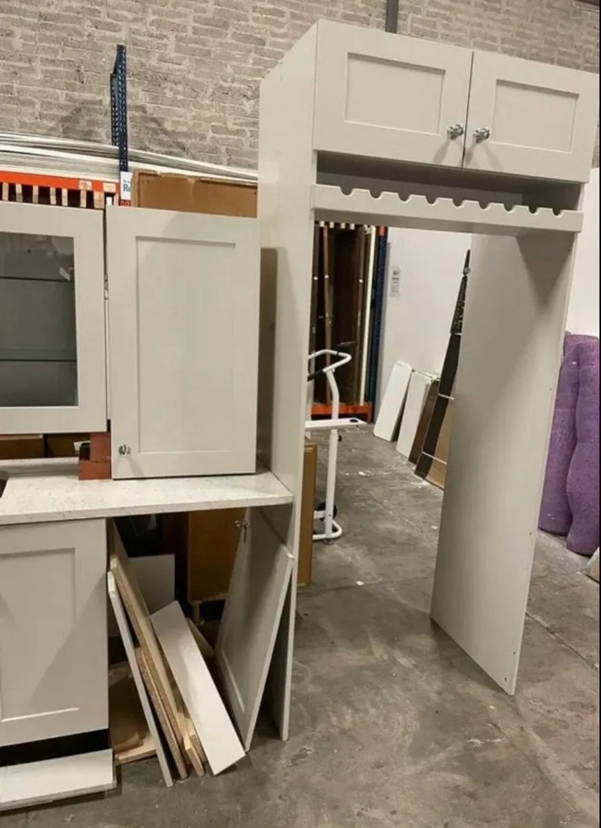 Kitchen Units Light Grey Shaker Style - Image 3