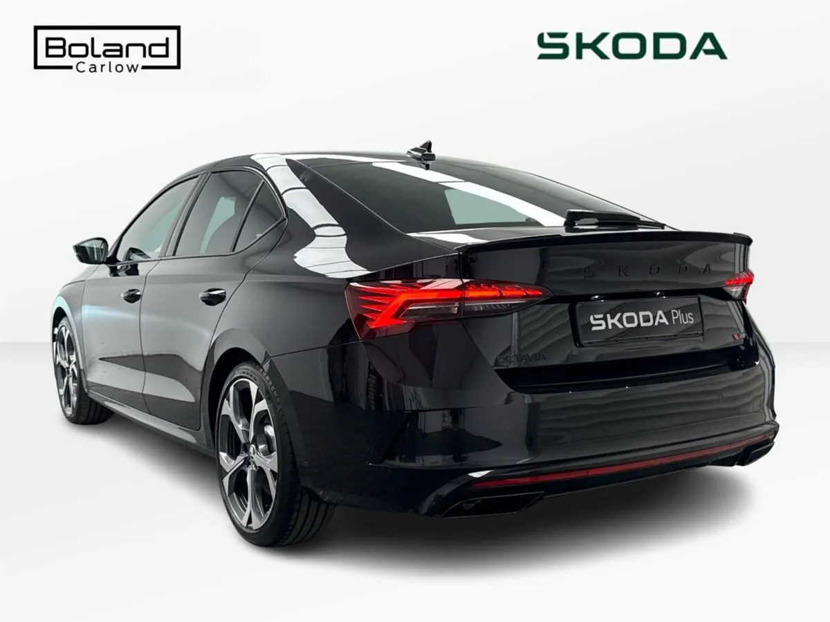 Skoda Octavia 2.0tsi RS 265BHP  IN Stock - Image 3