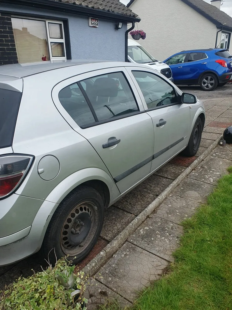 Vauxhall Astra 2008 - Image 3