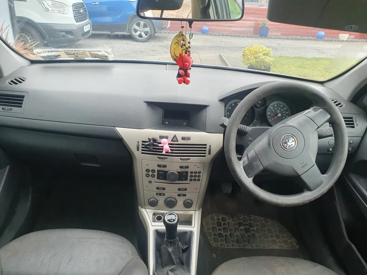 Vauxhall Astra 2008 - Image 4