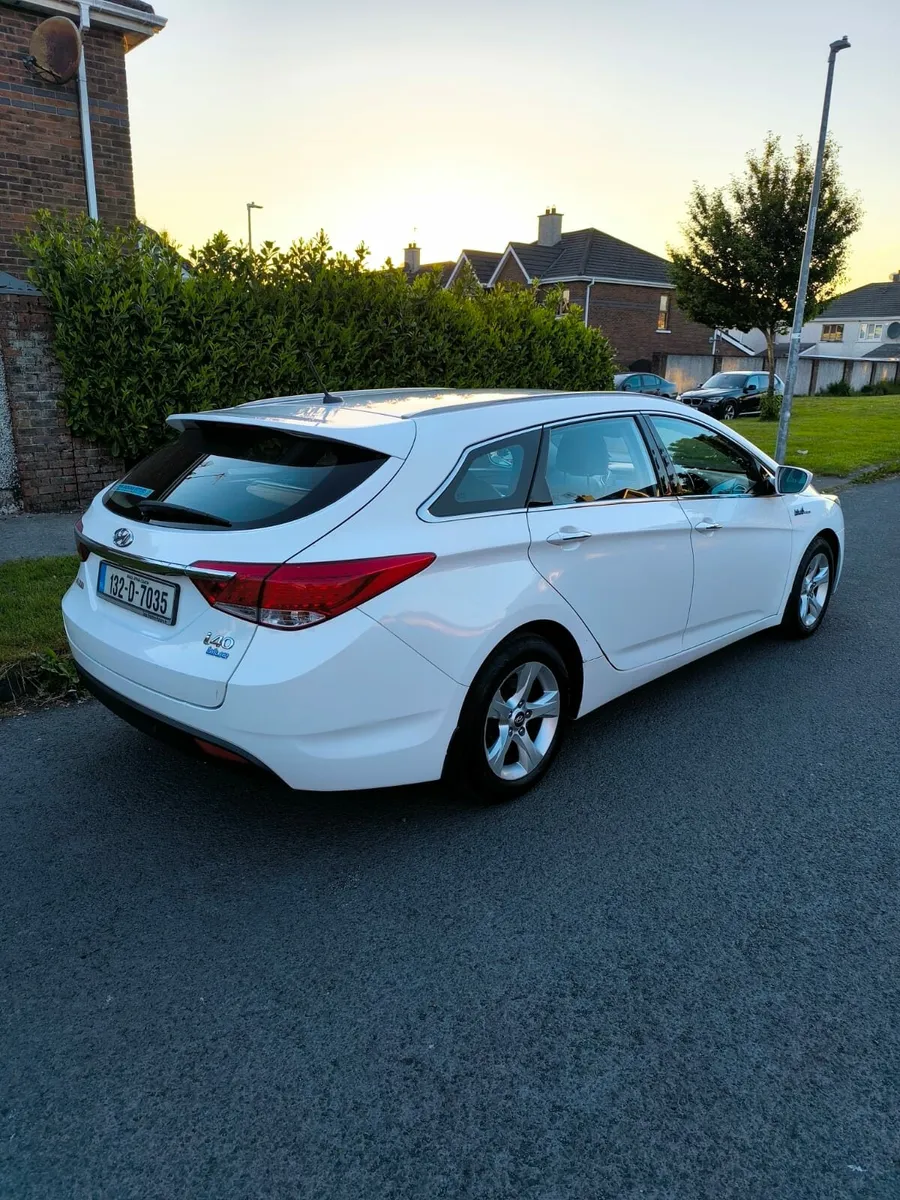 2013 Hyundai i40 Executive - Image 3