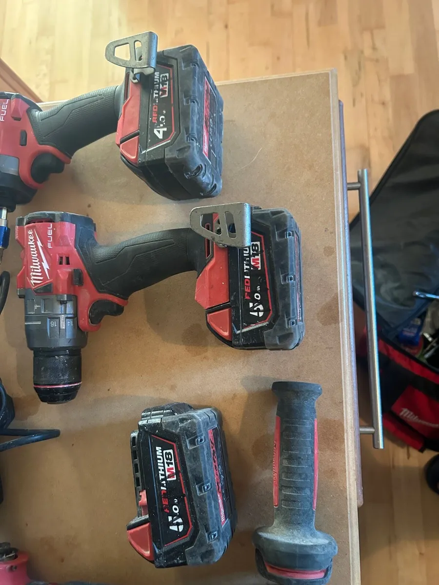 Milwaukee M18 FPP7A3-503B 7 piece power tool set - Image 3