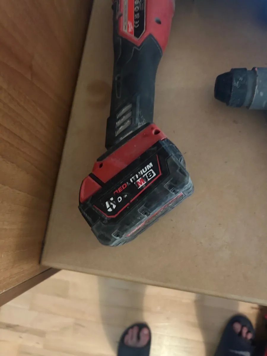 Milwaukee M18 FPP7A3-503B 7 piece power tool set - Image 4