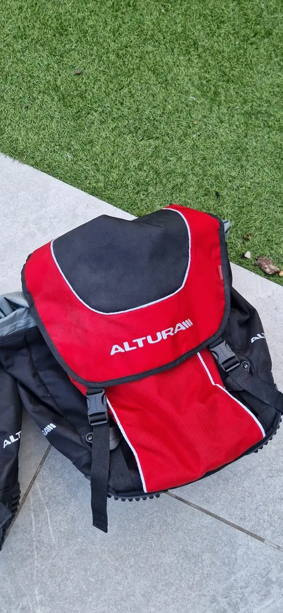 Altura Pannier Bag Set - Image 3