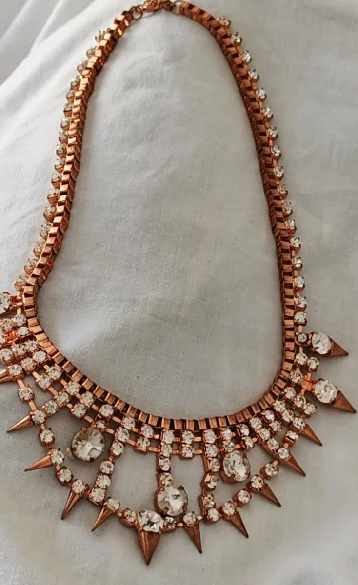 New pendant with sparkling rhinestones - Image 1