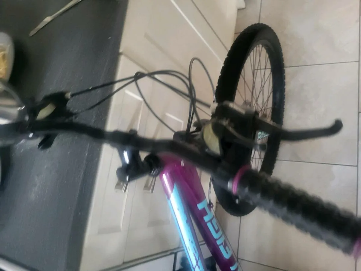 ladies bike - Image 2