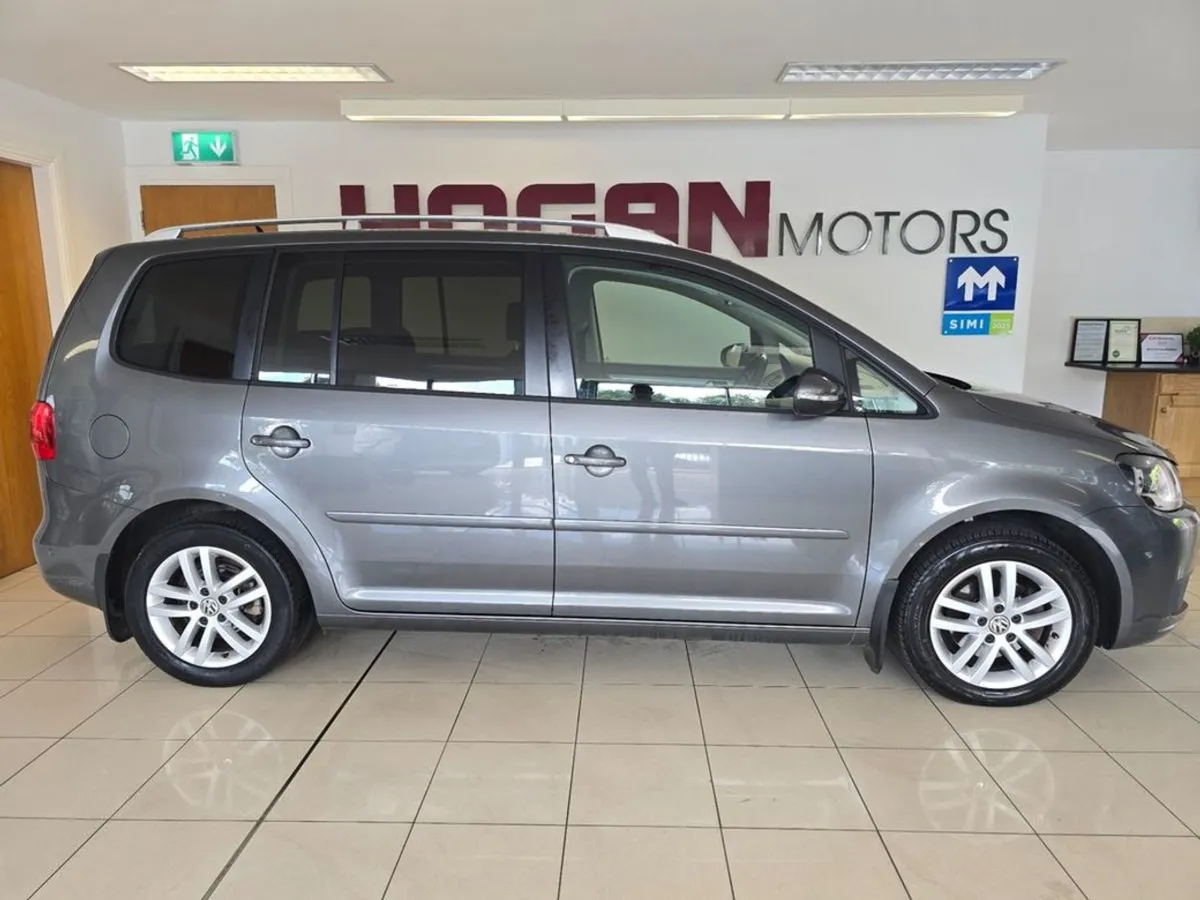 Volkswagen Touran 7 Seats SE Diesel Automatic - Image 3