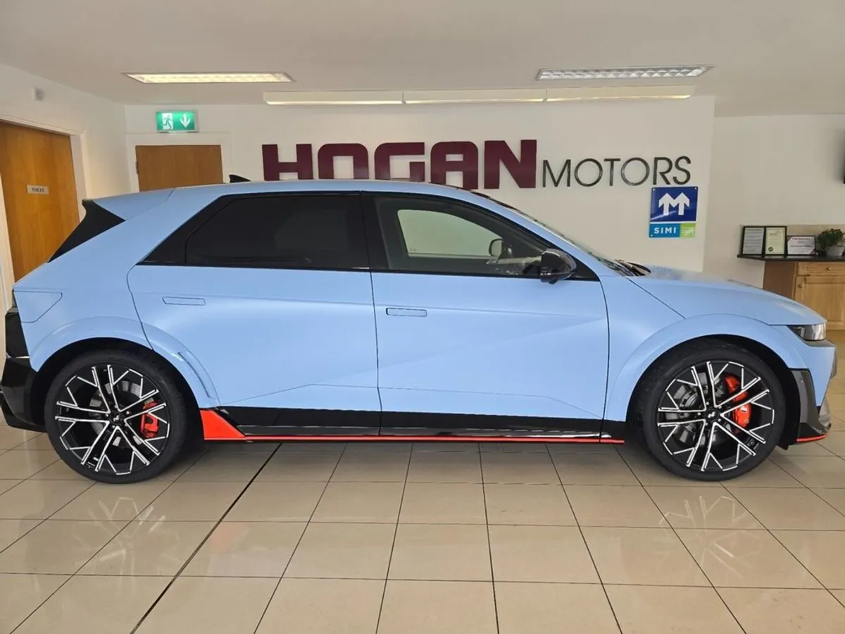 Hyundai Ioniq 5 N World Performance Car OF THE Ye - Image 3