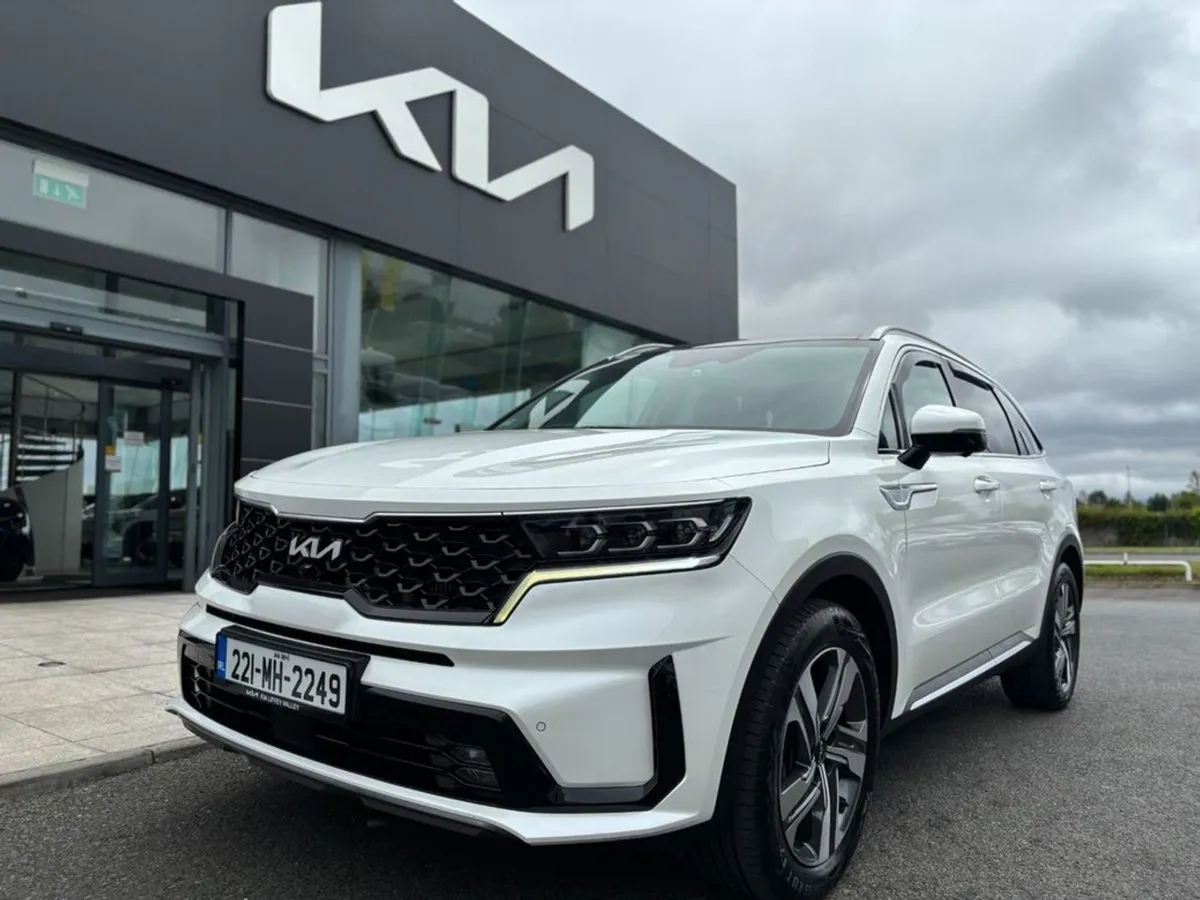 Kia Sorento 1.6 K4 Plug in Hybrid Automatic ( 7 S - Image 1