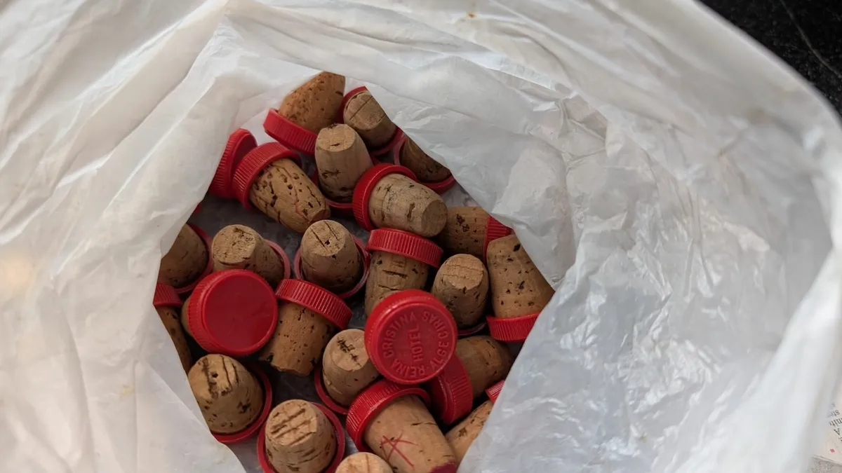 Bottle tops