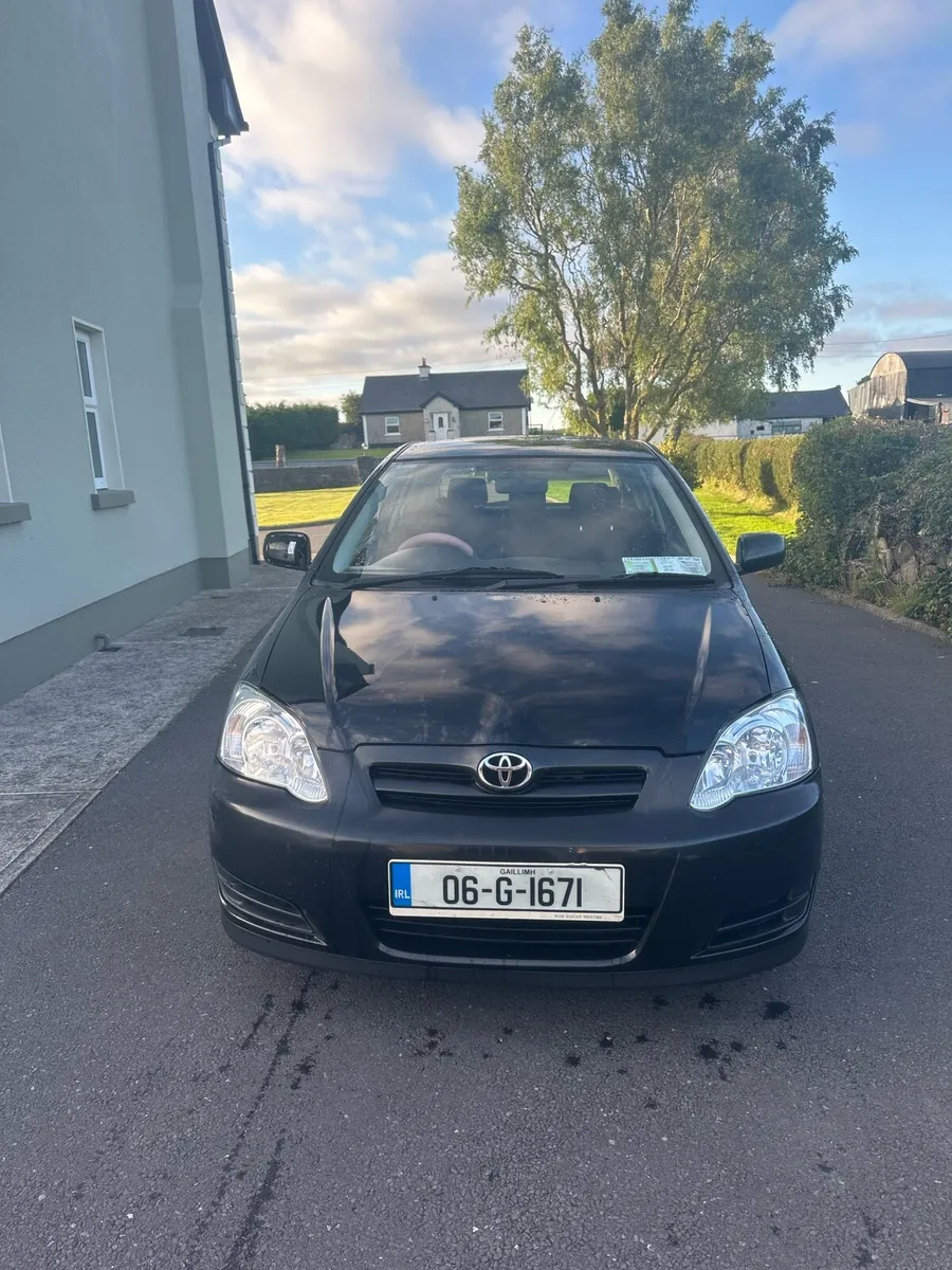 2006 Toyota Corolla Hatchback - Image 1